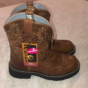 Brand new ariat boots 🥾